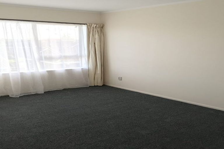 Photo of property in 5/320 Pakuranga Road, Pakuranga Heights, Auckland, 2010