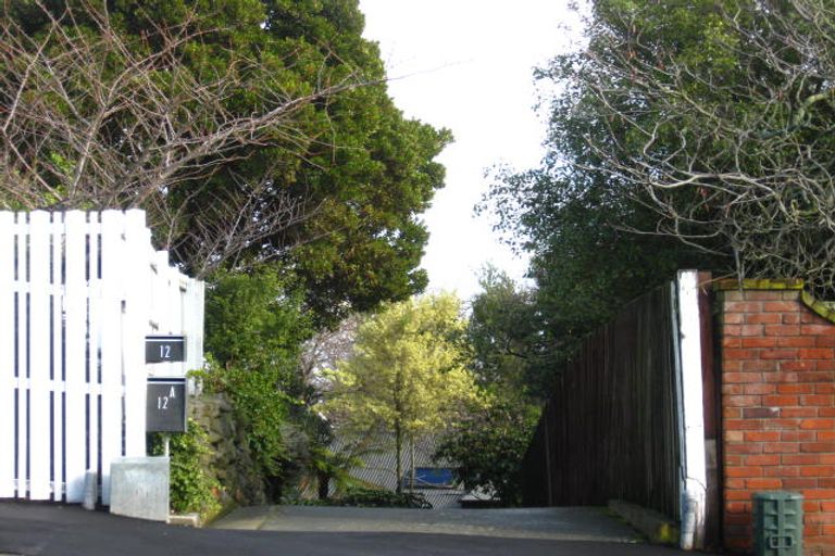 Photo of property in 12a Hackthorne Road, Cashmere, Christchurch, 8022