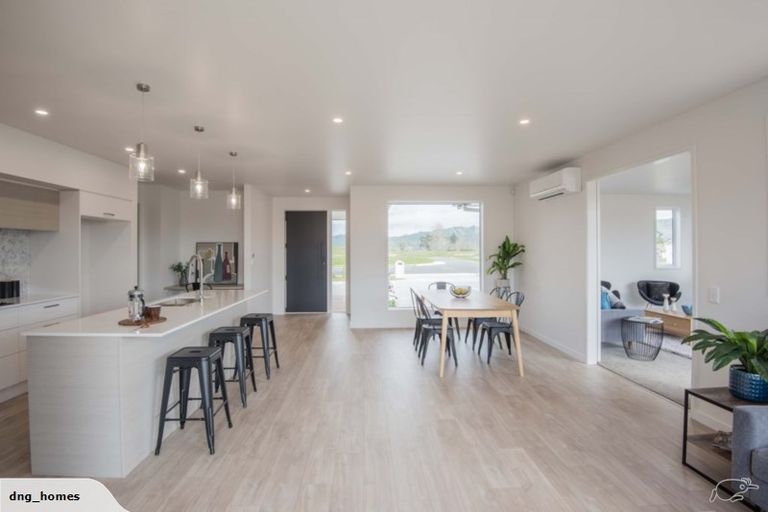 Photo of property in 134 Kupe Drive, Whitianga, 3510