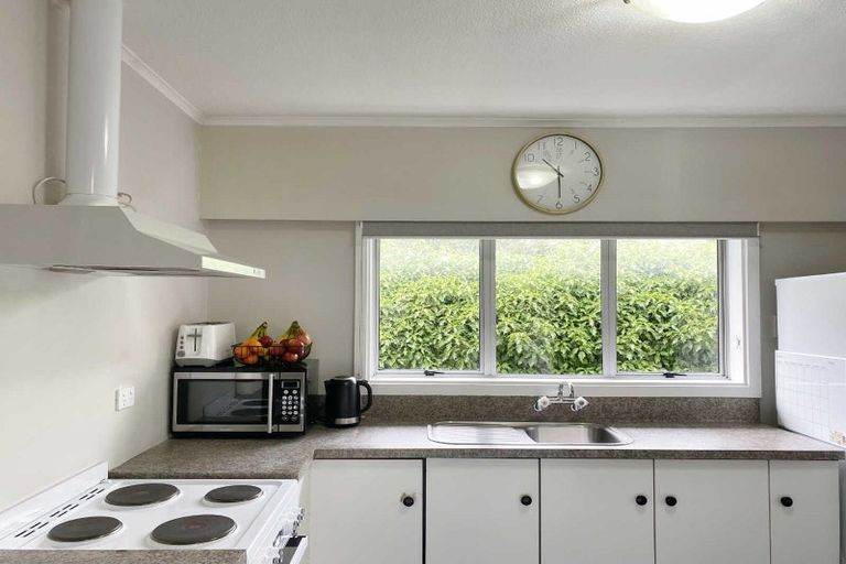 Photo of property in 84 Gilberthorpes Road, Hei Hei, Christchurch, 8042
