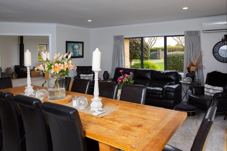 Photo of property in 91 Wells Place, Cambridge, 3493