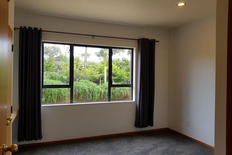 Photo of property in 1475 State Highway 16, Waimauku, 0883