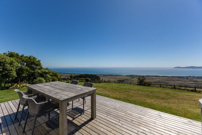 Photo of property in 198-200 Maungakotukutuku Road, Paraparaumu, 5032