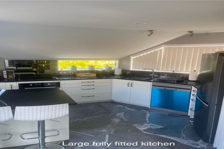 Photo of property in 5a Bruce Street, Northcote Point, Auckland, 0627