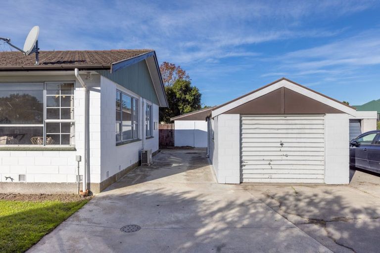 Photo of property in 1/12 Shetland Street, Woolston, Christchurch, 8062