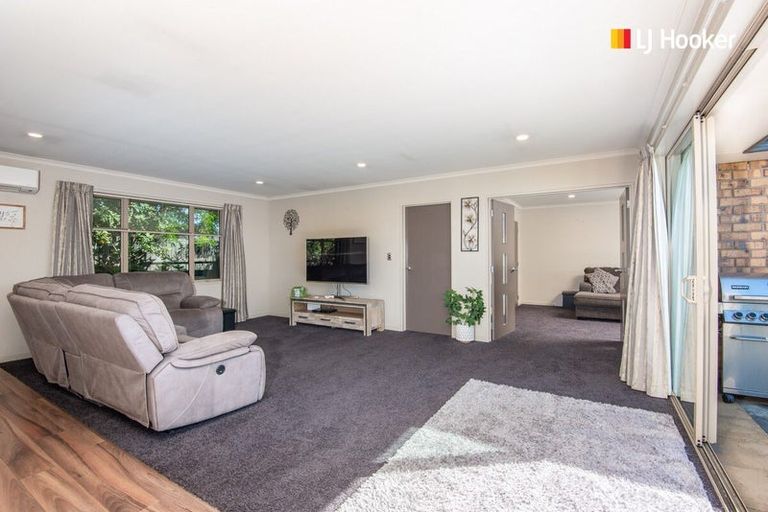 Photo of property in 1 Watt Street, Mosgiel, 9024