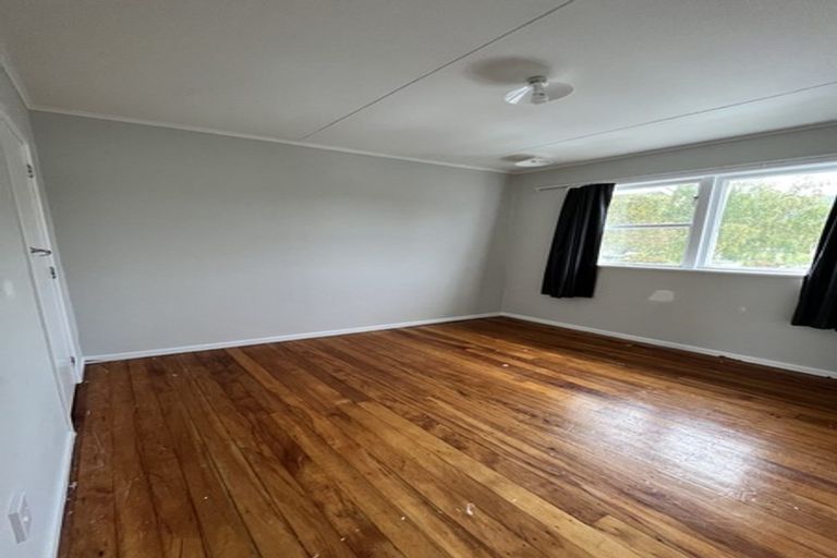 Photo of property in Shakespeare Flats, 8/48 Merton Street, Trentham, Upper Hutt, 5018