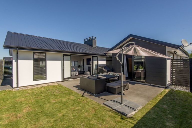 Photo of property in 19 Henrietta Street, Marshland, Christchurch, 8083