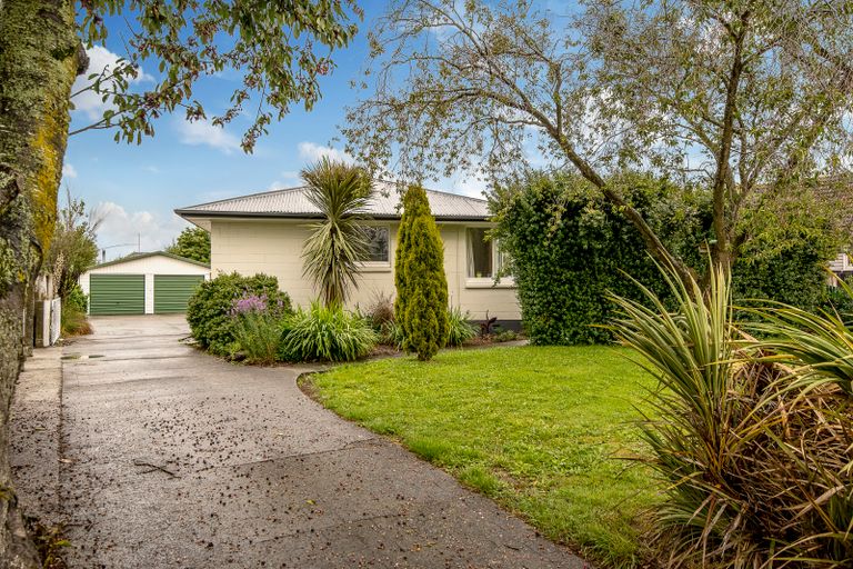 Photo of property in 51 Manurere Street, Hei Hei, Christchurch, 8042