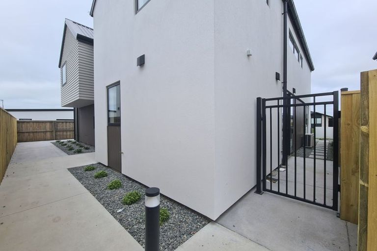 Photo of property in 8/6 Skibbereen Drive, Halswell, Christchurch, 8025