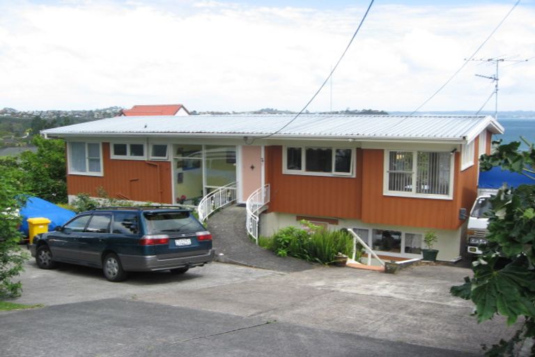 Photo of property in 982 Whangaparaoa Road, Manly, Whangaparaoa, 0930