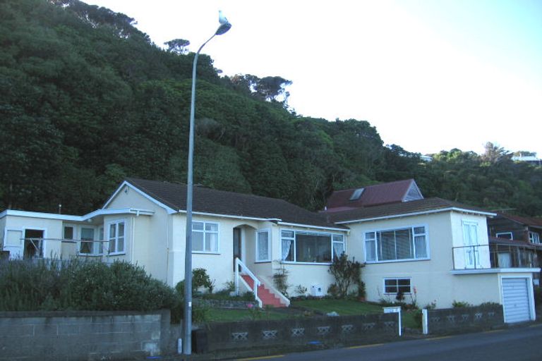 Photo of property in 17 Moana Road, Plimmerton, Porirua, 5026