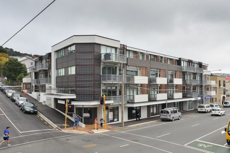 Photo of property in Masina Apartments, 211/80 Riddiford Street, Newtown, Wellington, 6021