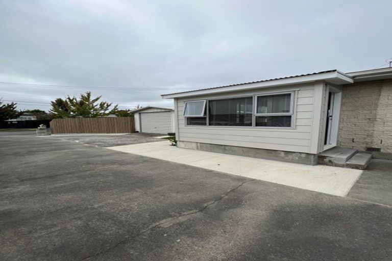 Photo of property in 1/94 Sullivan Avenue, Woolston, Christchurch, 8023