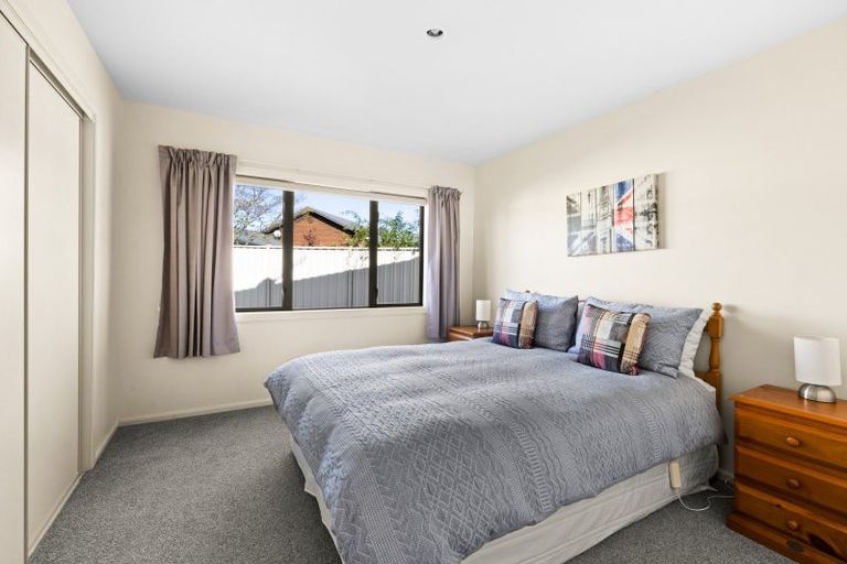 Photo of property in 8 Hanna Place, Havelock North, 4130
