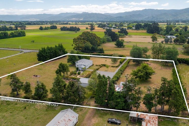 Photo of property in 71 No 1 Line, Tauwharenikau, Featherston, 5771