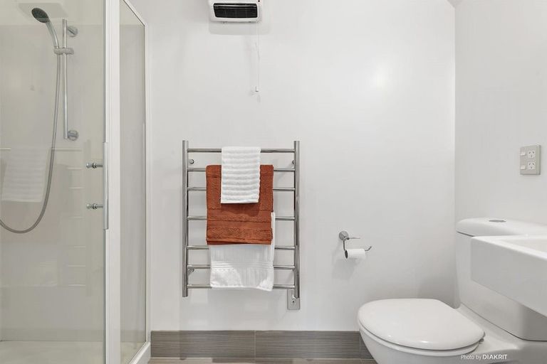 Photo of property in 65 Saddleback Grove, Karori, Wellington, 6012