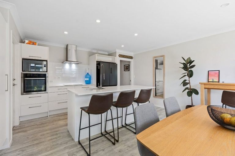 Photo of property in 12 Bill Miller Drive, Papamoa, 3118