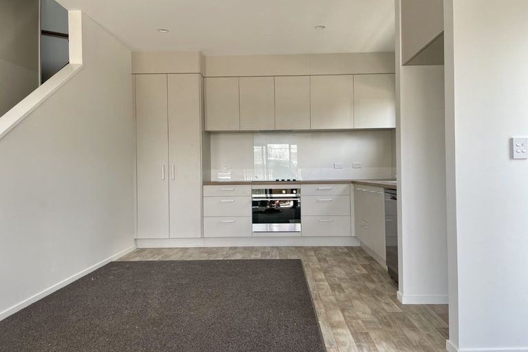 Photo of property in 2/7 Dyer Street, Whitiora, Hamilton, 3200