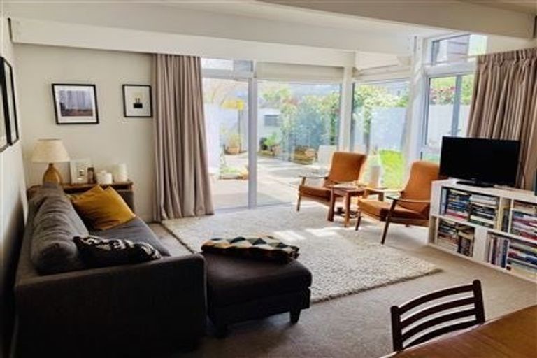 Photo of property in 4/102 Winchester Street, Merivale, Christchurch, 8014