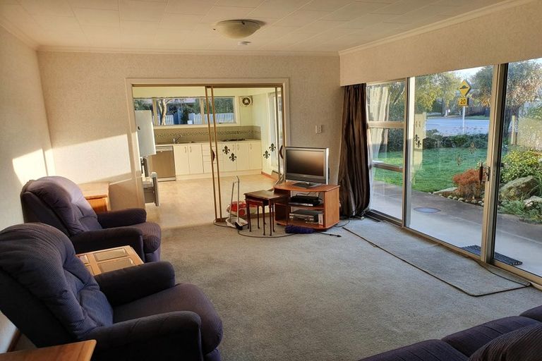 Photo of property in 1/77 Memorial Avenue, Ilam, Christchurch, 8053