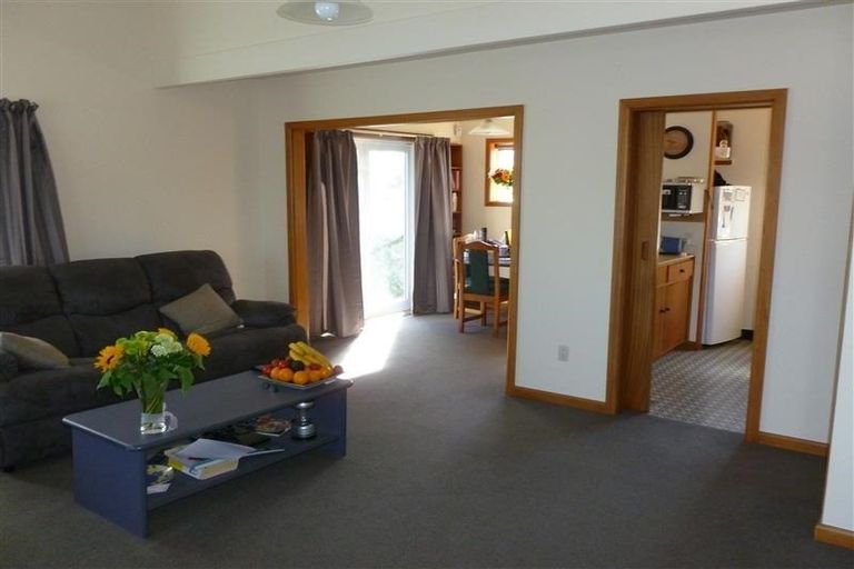 Photo of property in 2/29 Colwyn Street, Bryndwr, Christchurch, 8053