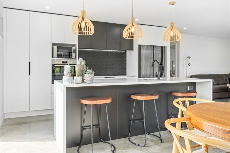 Photo of property in 7 Olney Court, One Tree Point, 0118