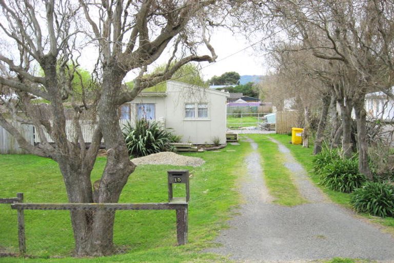 Photo of property in 15 Otaihanga Road, Otaihanga, Paraparaumu, 5036