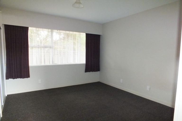 Photo of property in 2/18 Newnham Terrace, Upper Riccarton, Christchurch, 8041