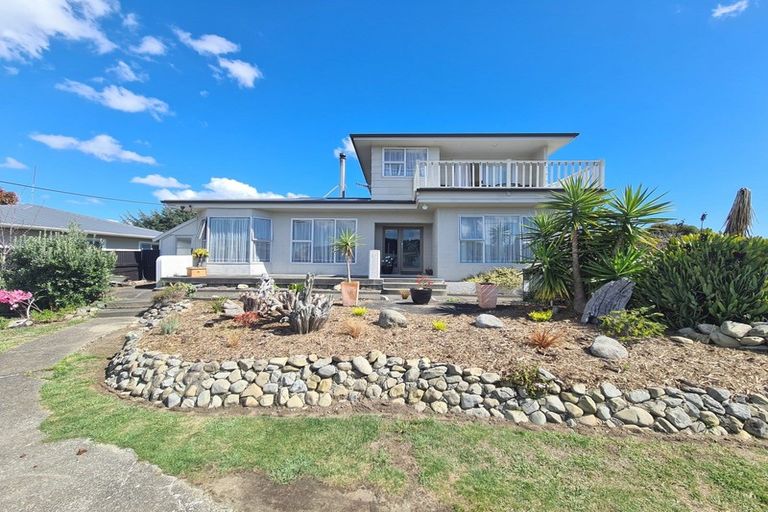 Photo of property in 36 Seabury Avenue, Foxton Beach, Foxton, 4815