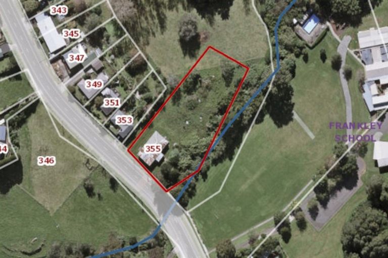 Photo of property in 355 Tukapa Street, Hurdon, New Plymouth, 4310