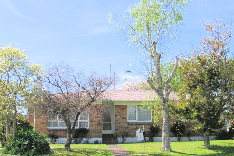 Photo of property in 1 Jarmey Place, Mangakakahi, Rotorua, 3015