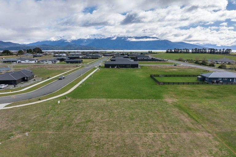 Photo of property in 11 Tukare Loop, Te Anau, 9600