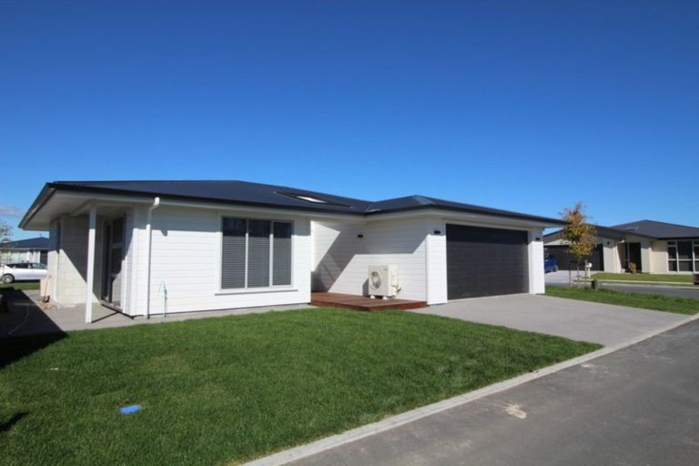 Photo of property in 28 Bastille Court, Rangatira Park, Taupo, 3330