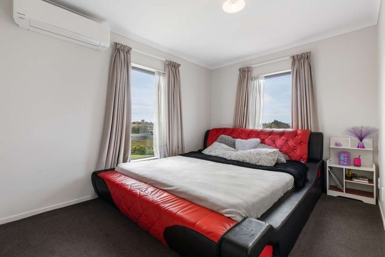 Photo of property in 30 Ipukarea Street, Weymouth, Auckland, 2103