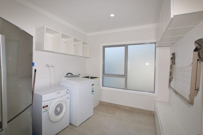 Photo of property in 1/29 Hauraki Road, Hauraki, Auckland, 0622