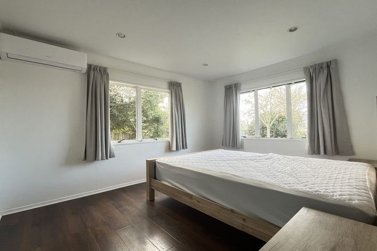 Photo of property in 25 Fearnley Grove, Albany, Auckland, 0632