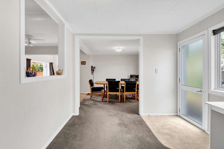 Photo of property in 18 Delhi Avenue, Aramoho, Whanganui, 4500