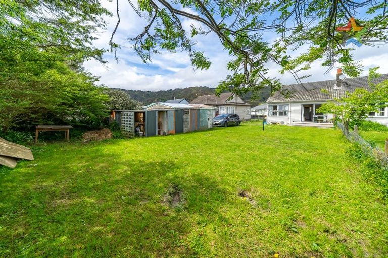 Photo of property in 43 Rata Street, Naenae, Lower Hutt, 5011