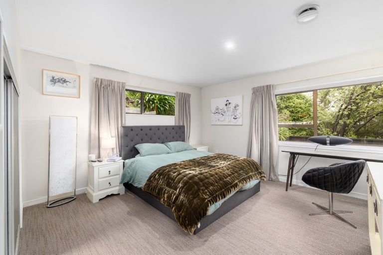Photo of property in 2 Cannon Hill Crescent, Mount Pleasant, Christchurch, 8081