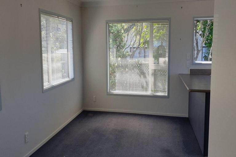 Photo of property in 20 Bowes Crescent, Strathmore Park, Wellington, 6022