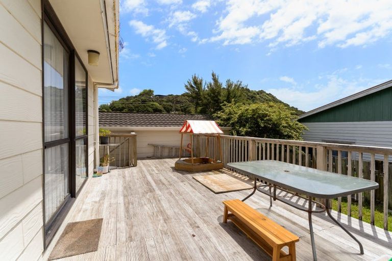 Photo of property in 18 Ruahine Street, Paraparaumu, 5032