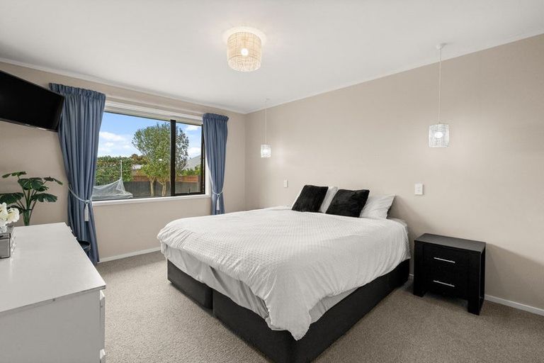 Photo of property in 3 Lakeside Terrace, Omokoroa, 3114