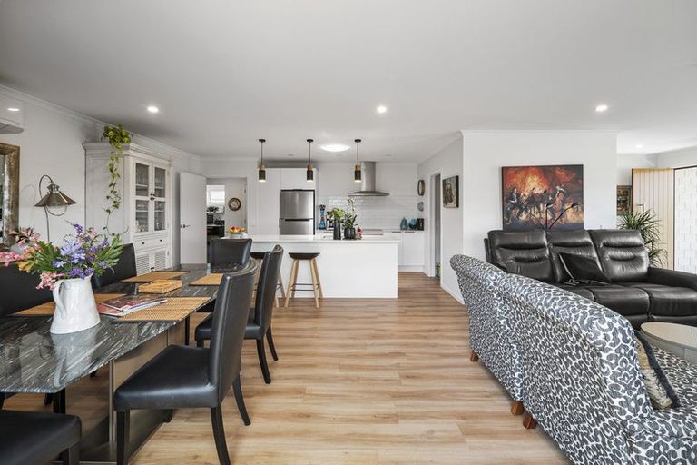 Photo of property in 9 Augusta Rise, Omokoroa, 3114