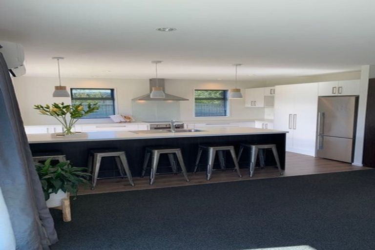 Photo of property in 55 Sequoia Way, Rangiora, 7400