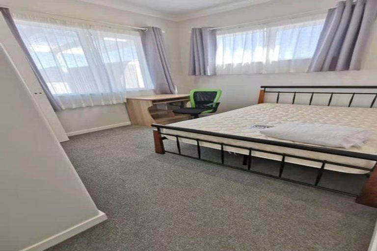 Photo of property in 39 Tinaku Road, Flat Bush, Auckland, 2019