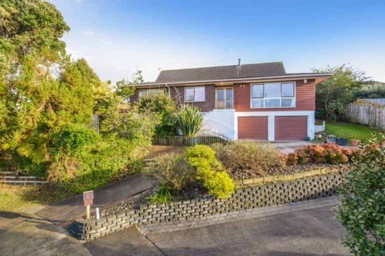 Photo of property in 18 Culver Terrace, Howick, Auckland, 2014