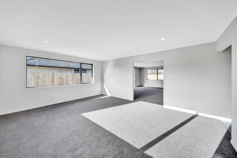 Photo of property in 20 County Drive, Hawera, 4610