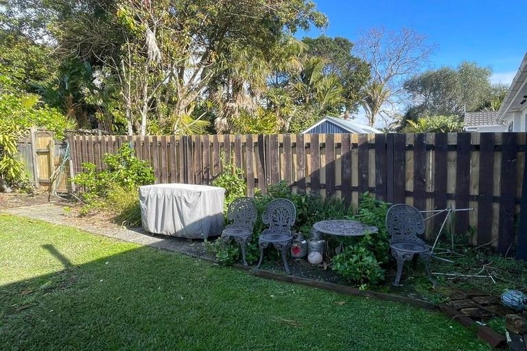 Photo of property in 5/56 Beresford Street, Bayswater, Auckland, 0622