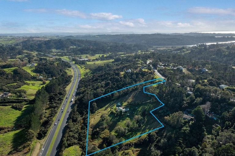 Photo of property in 1262 East Coast Road, Redvale, Albany, 0794